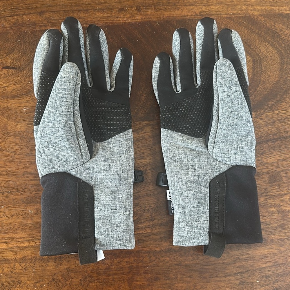 North Face Women’s Grey Gloves, XS - Picture 2 of 4